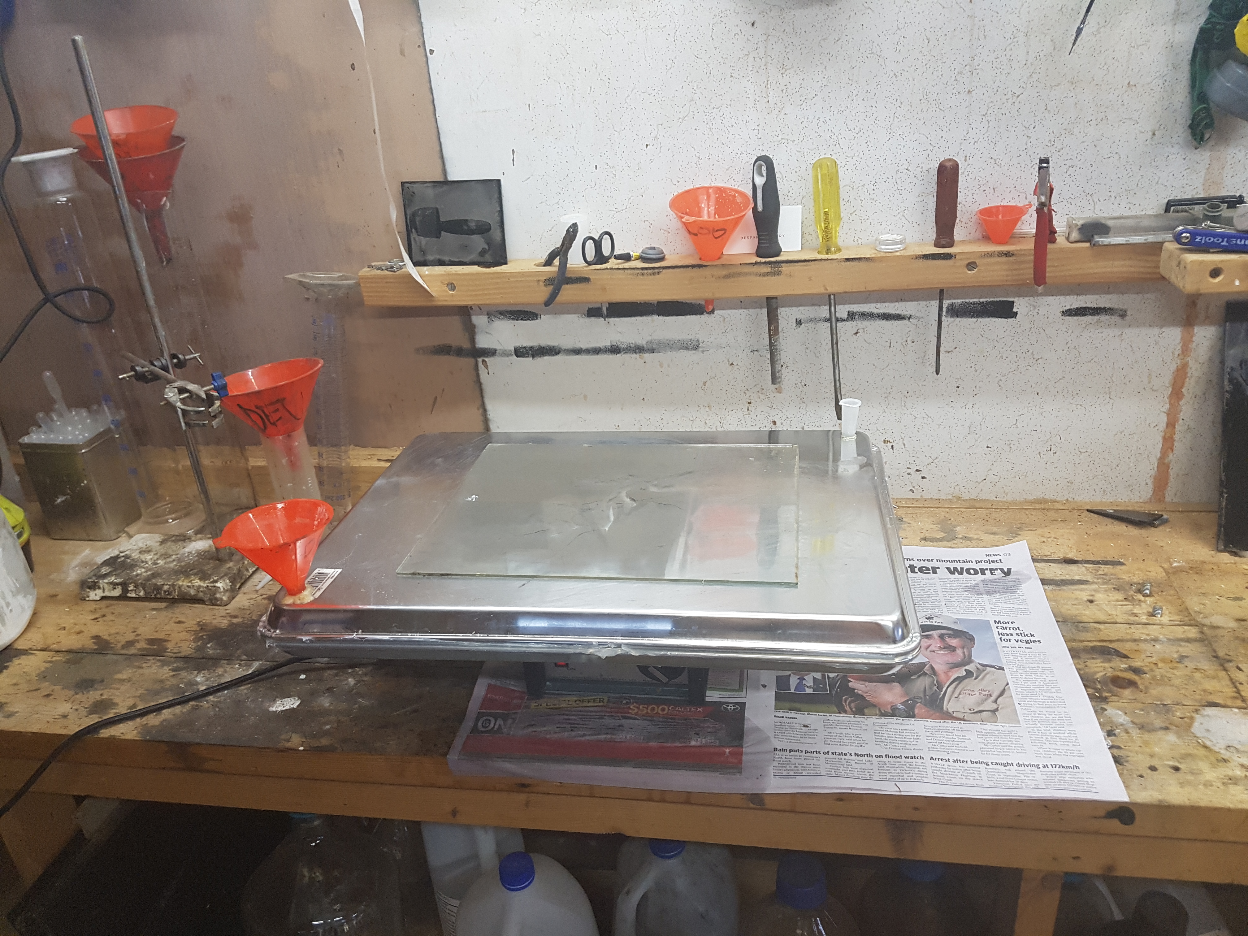 Varnish heat tank and ‘helper tray’ for 12×20